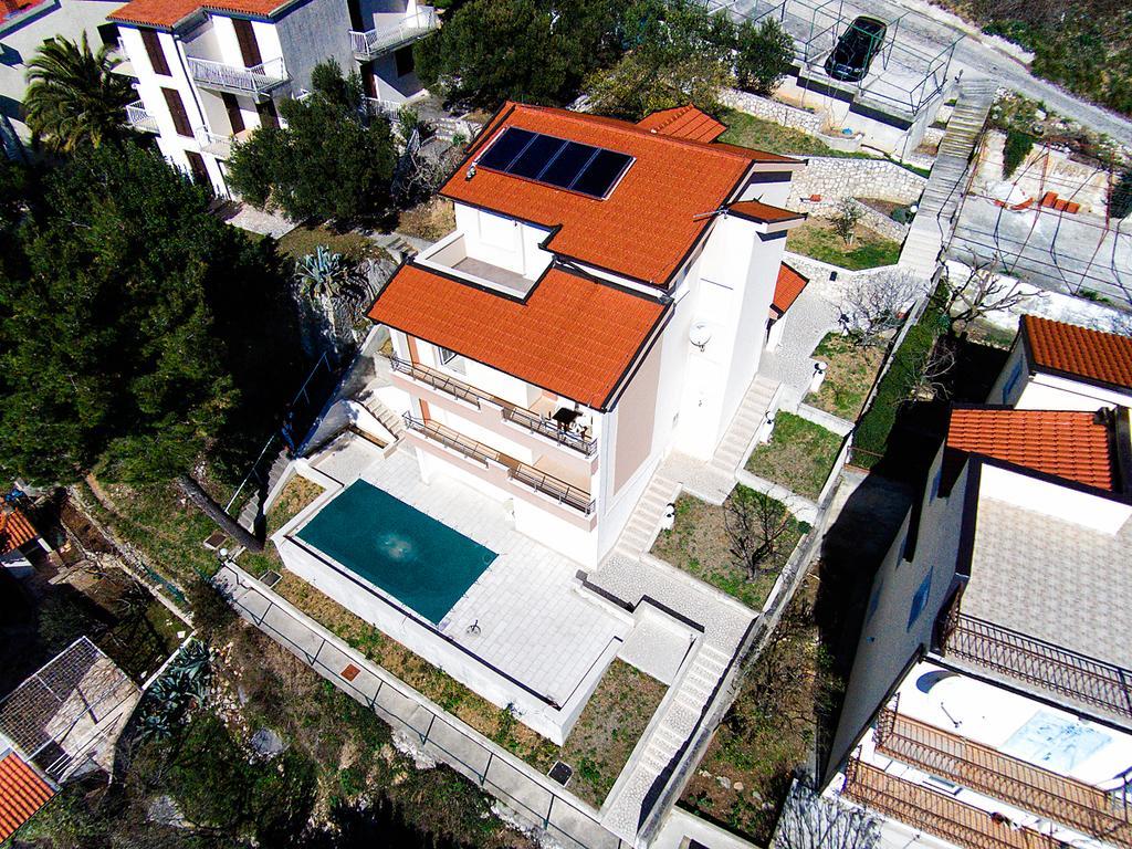 Apartments Karlo Baska Voda Luaran gambar