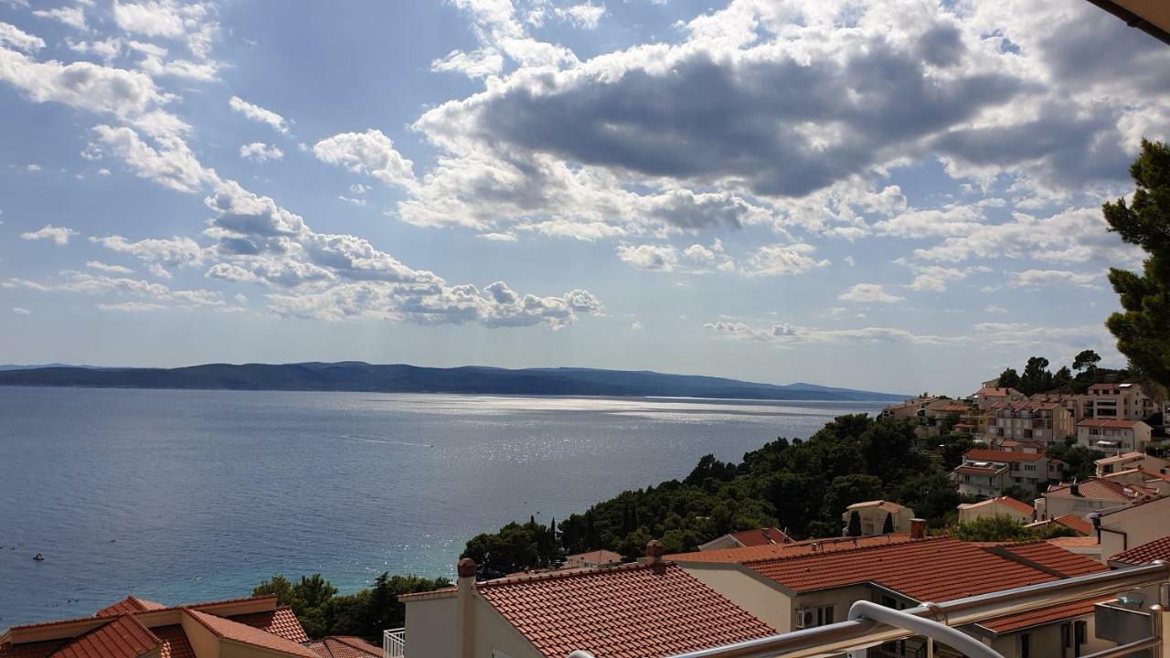 Apartments Karlo Baska Voda Luaran gambar
